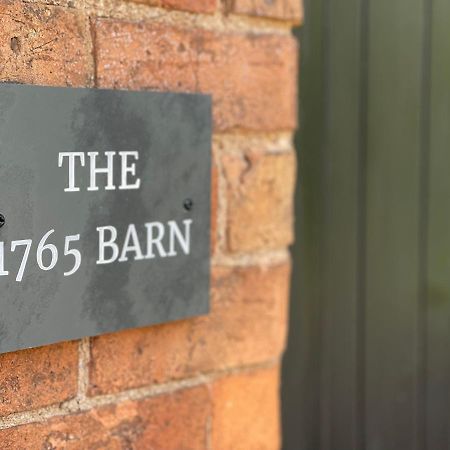 Elegant Peaceful Barn In Rural Village Setting Close To Stratford Upon Avon Экстерьер фото