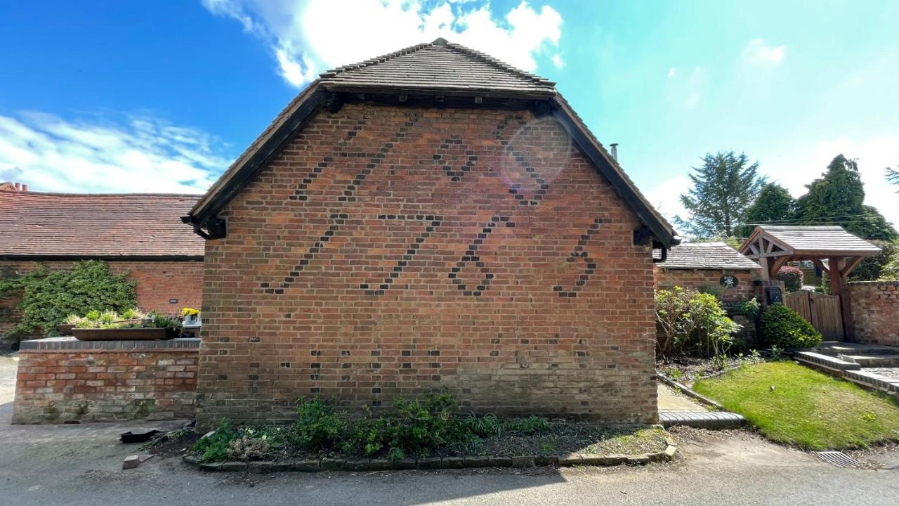Elegant Peaceful Barn In Rural Village Setting Close To Stratford Upon Avon Экстерьер фото